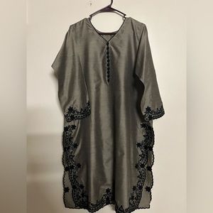 ALL PAKISTANI & INDIAN DRESSES